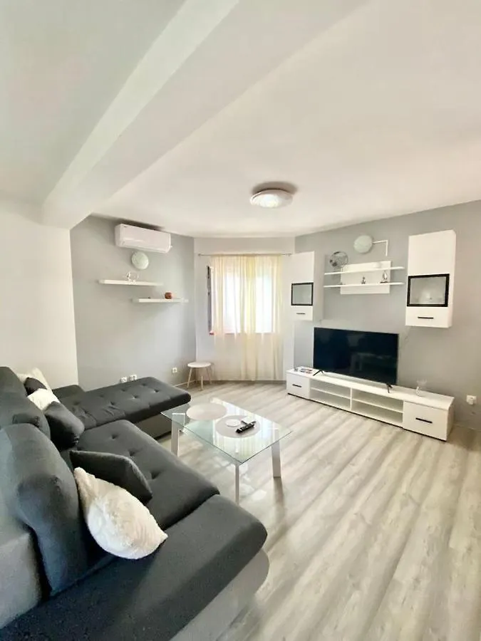 Zara Apartman Πούλα