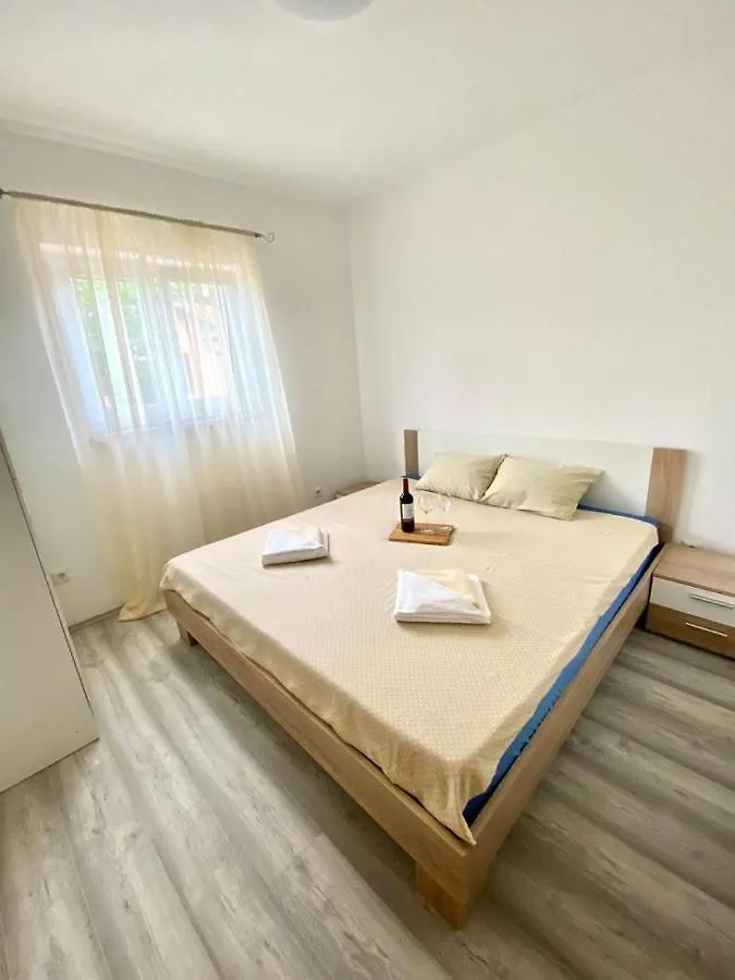 Zara Apartman Pula